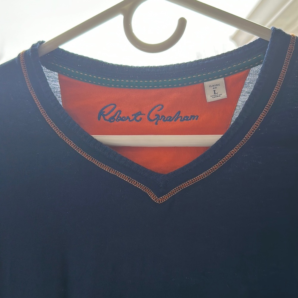 Robert Graham V-neck T-shirt